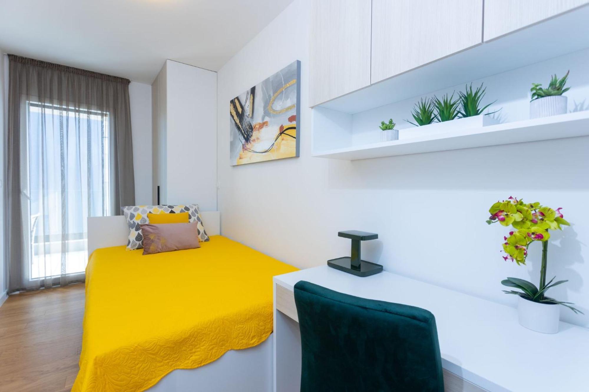 Apartamento - Free Parking In Garage , Seaview , Quiet Neighbourhood